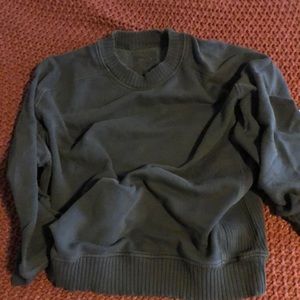 aerie crewneck size small